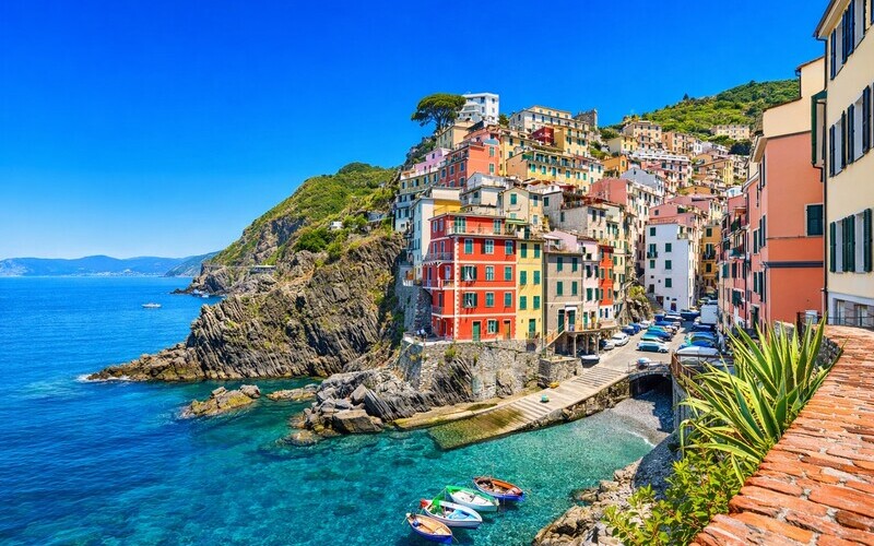 Riomaggiore harbour