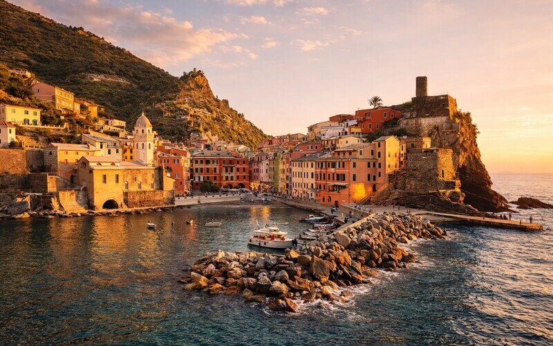 Vernazza from the sea