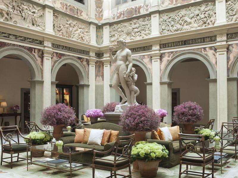 Four Seasons Hotel Firenze private transfer