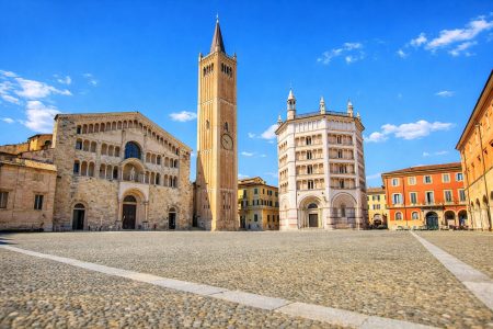 Parma Piazza Duomo on a sunny summer day – destination for luxury private transfer from Florence with professional chauffeur service