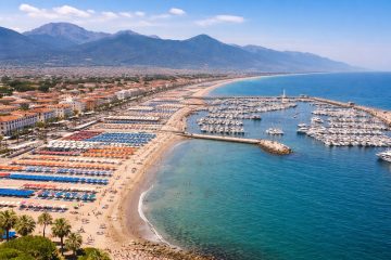 Luxury private transfer from Florence to Forte dei Marmi and Versilia coast with executive chauffeur service